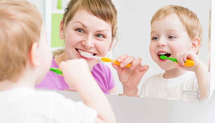 4 Loại kem đánh răng nuốt được cho bé cực kỳ an toàn